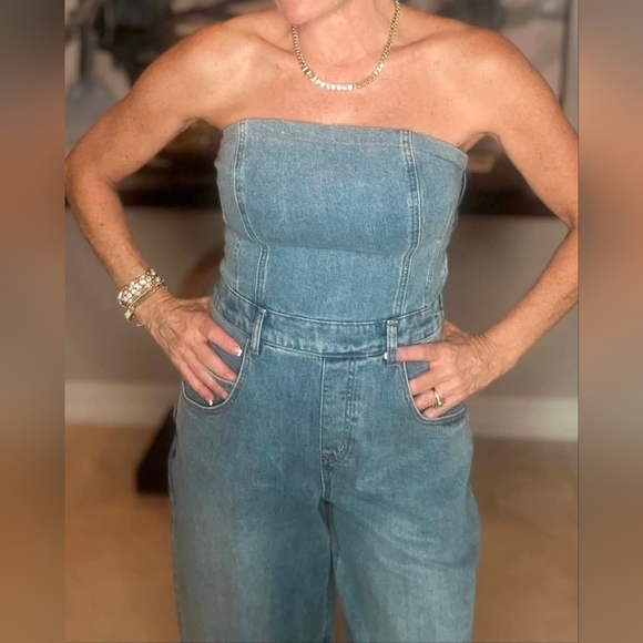 NWT $85  Large Strapless Denim Barrel Leg Jumpsuit ee:some - Picture 3 of 9